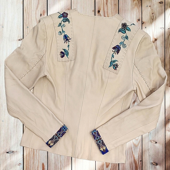 Gossamer Wings By Barbara Grimes Santa Fe Beaded Leather Lace-Up Pullover - Picture 7 of 14